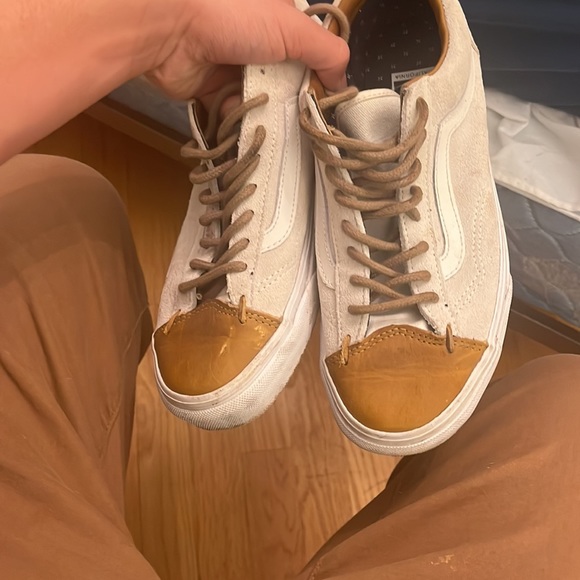 Vans - Picture 4 of 4